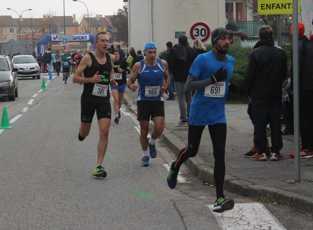 27 novembre 2016 10 Kms de Tournon  (21)red